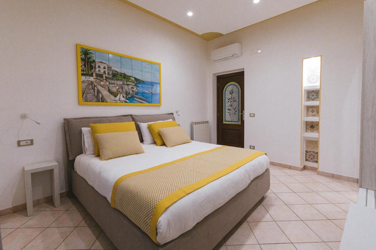 Casa La Bifora Daire Sorrento Dış mekan fotoğraf
