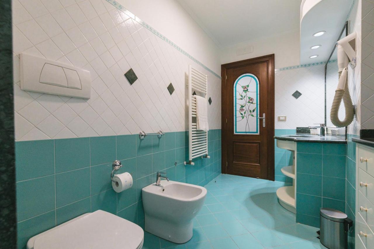 Casa La Bifora Daire Sorrento Dış mekan fotoğraf